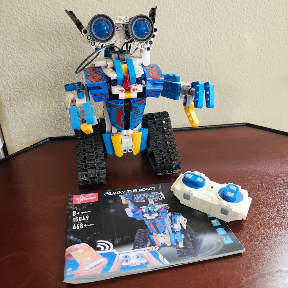 Henoda No. Miky The Robot Building Bricks Remote Control Toy